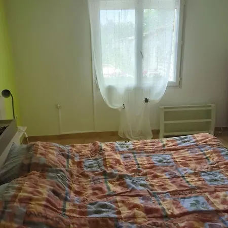 Homestay Calme Proximite Aeroport Pusignan