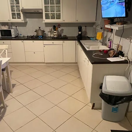 Homestay Calme Proximite Aeroport Pusignan